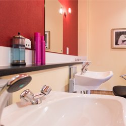 Chesham Leys hairdresser salon