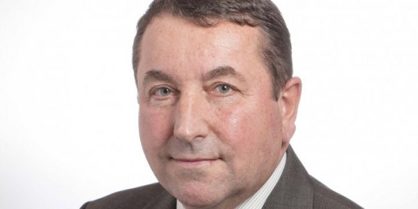 Alan Howard, Trustee